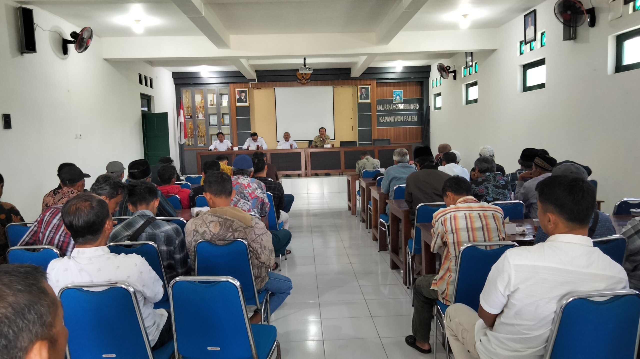 RAPAT KOORDINASI RT DAN RW SE-CANDIBINANGUN